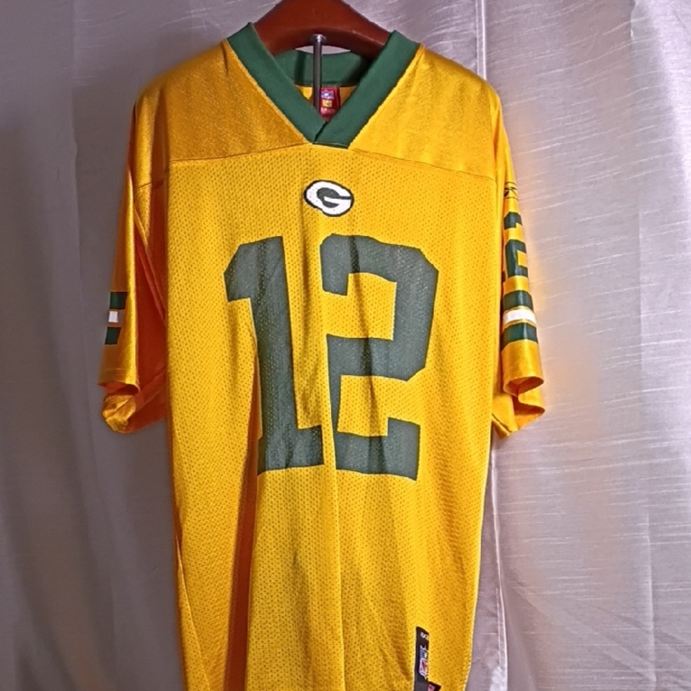 NFL Green and Yellow Men's  Green‎ Bay Packers Jersey Size M